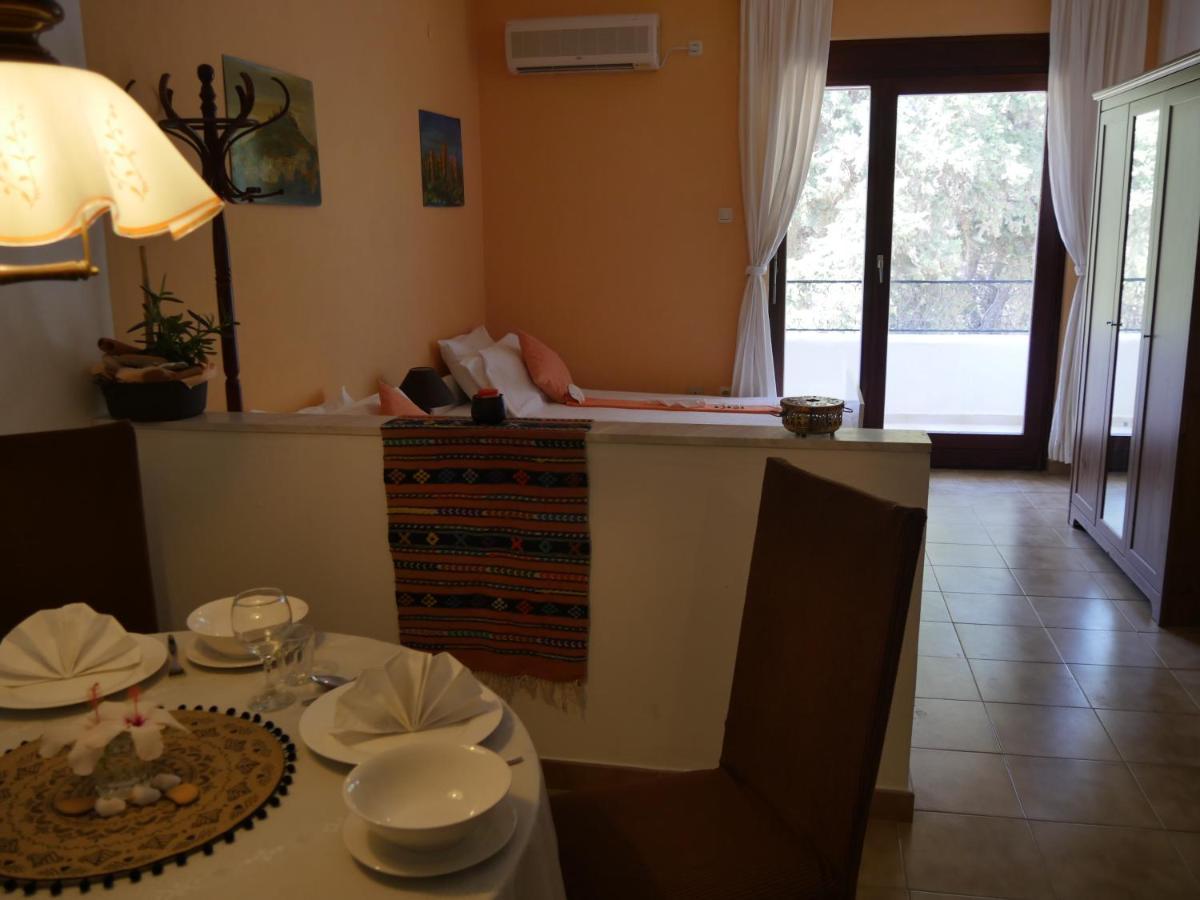 Helios-Rhodos-Apartments Koskinou  ภายนอก รูปภาพ